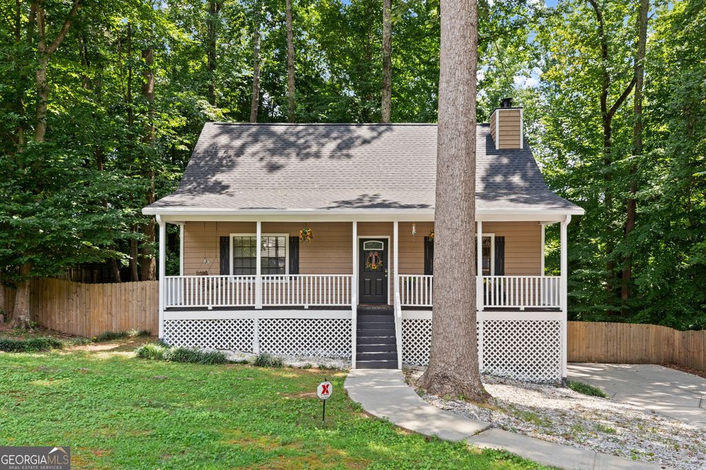 389 Saint Albans Court SW, Mableton, GA 30126
