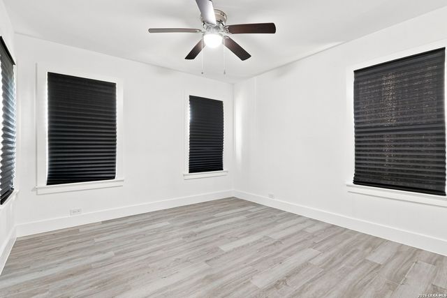 215 Westway Dr, San Antonio, TX 78225