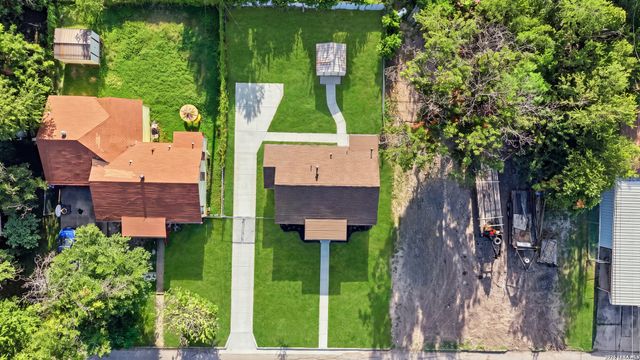 215 Westway Dr, San Antonio, TX 78225