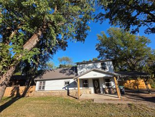 513 S State Street, Tahlequah, OK 74464