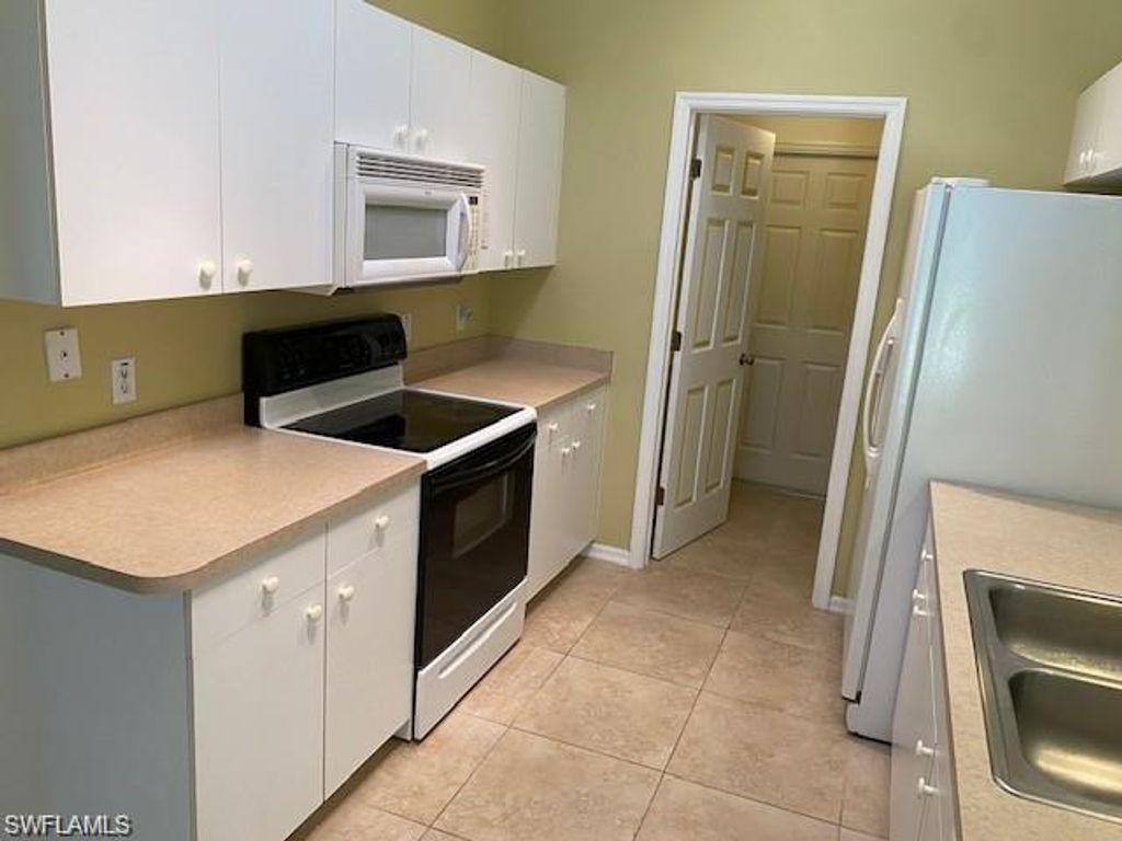 2812 11th ST W, LEHIGH ACRES, FL 33971 — photo 3