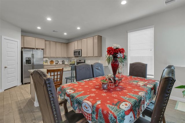 2314 Village Side Trail, Rosenberg, TX 77471