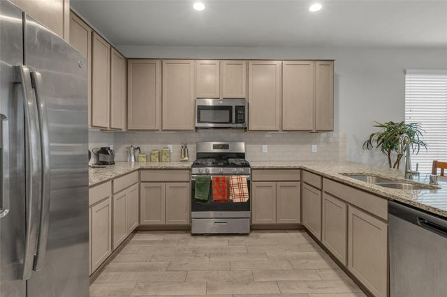 2314 Village Side Trail, Rosenberg, TX 77471