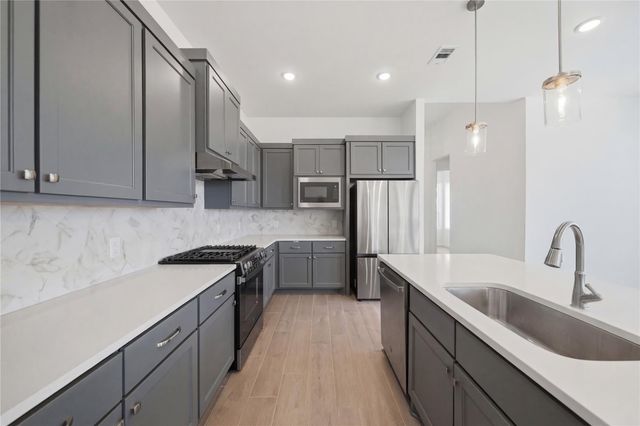 1203 Watermont Drive, Missouri City, TX 77459