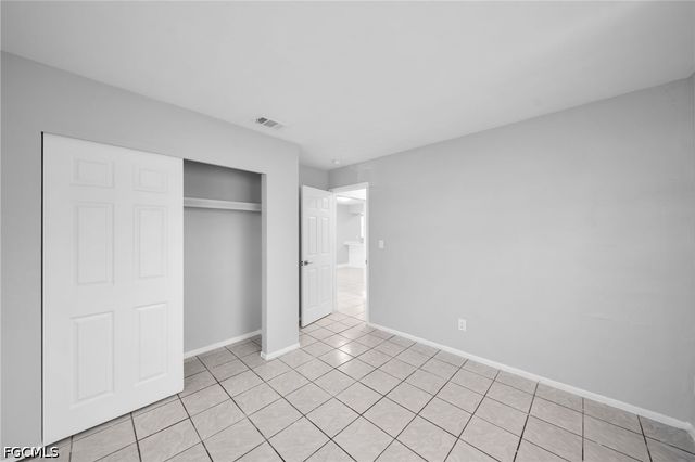 15 SE 24th AVE E, Cape Coral, FL 33990