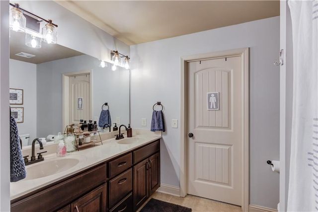 3798 Saddlemaker Drive, Buford, GA 30519