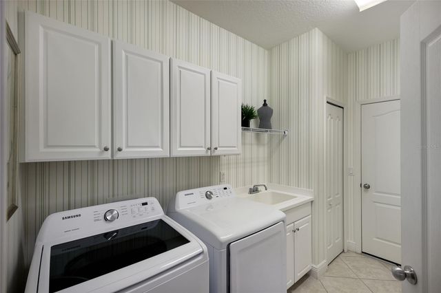 12109 WHISPER LAKE DRIVE, Bradenton, FL 34211