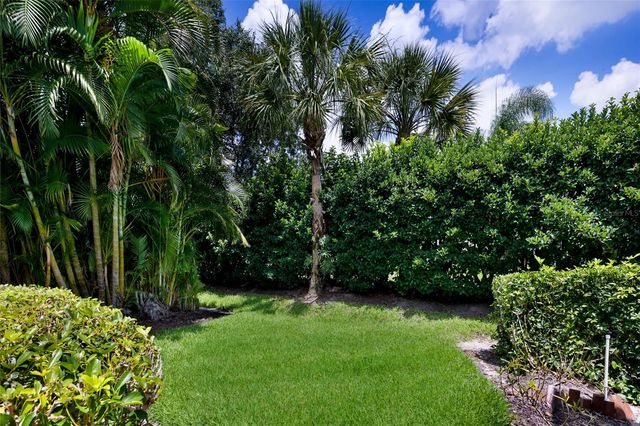 12109 WHISPER LAKE DRIVE, Bradenton, FL 34211