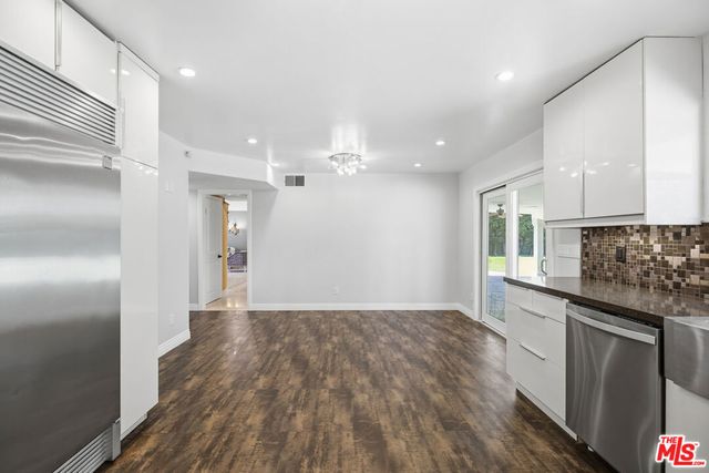 8739 Mclennan Avenue, Los Angeles, CA 91343