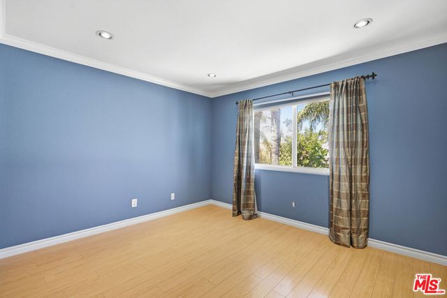 8739 Mclennan Avenue, Los Angeles, CA 91343