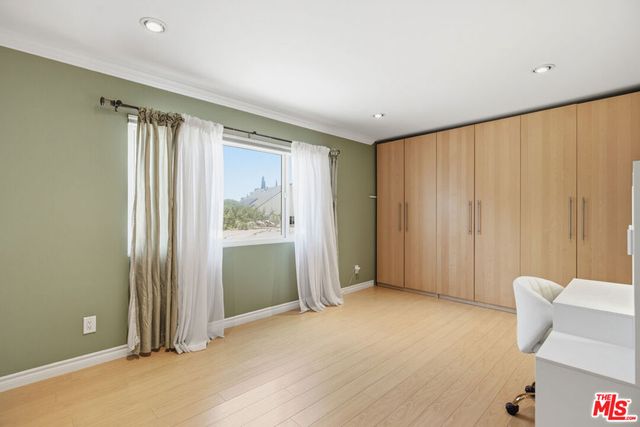 8739 Mclennan Avenue, Los Angeles, CA 91343