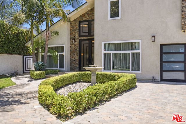 8739 Mclennan Avenue, Los Angeles, CA 91343