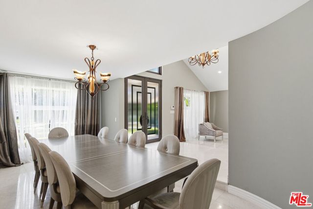 8739 Mclennan Avenue, Los Angeles, CA 91343