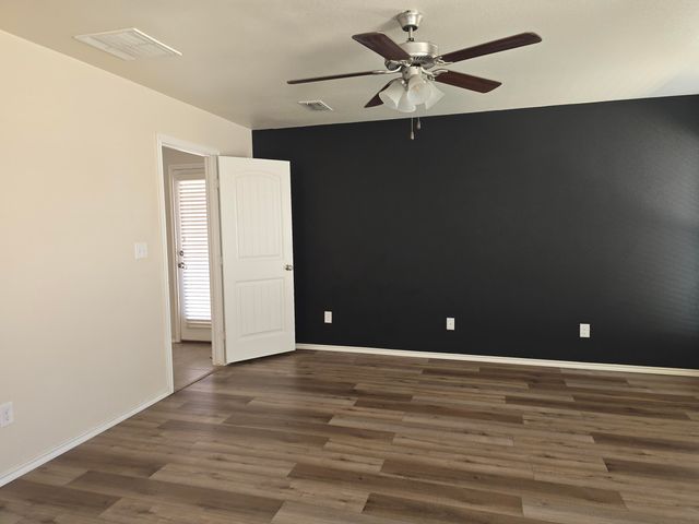 7028 34th Place, Lubbock, TX 79407