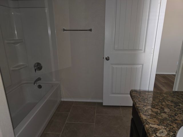 7028 34th Place, Lubbock, TX 79407