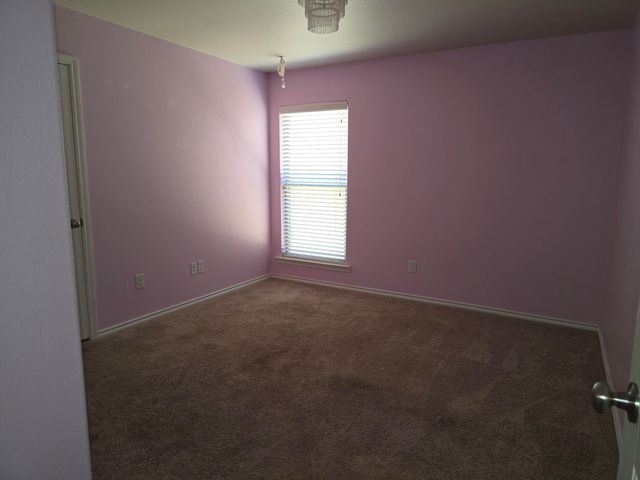 7028 34th Place, Lubbock, TX 79407