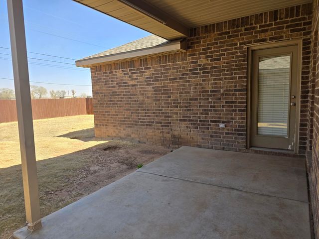 7028 34th Place, Lubbock, TX 79407