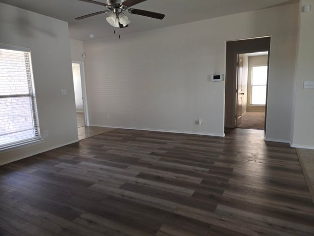 7028 34th Place, Lubbock, TX 79407