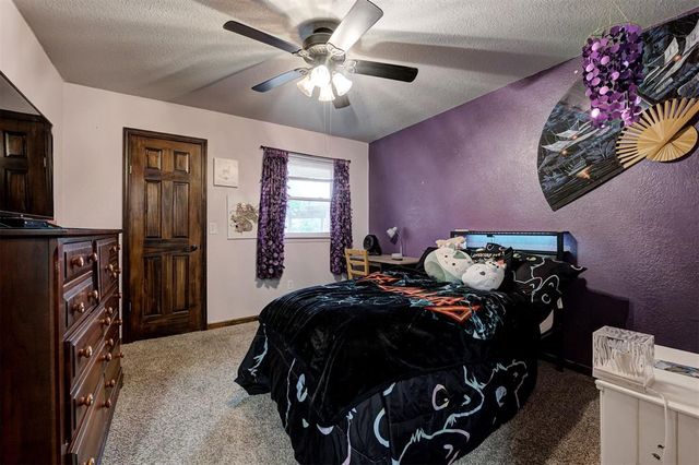 15375 Arrowhead Drive, Yukon, OK 73099