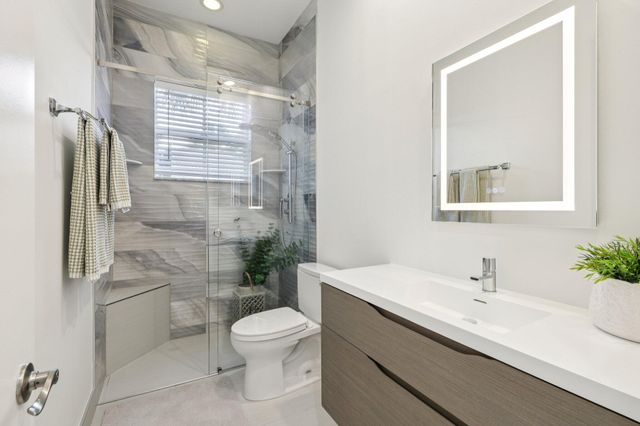 173 Via Condado Way, Palm Beach Gardens, FL 33418