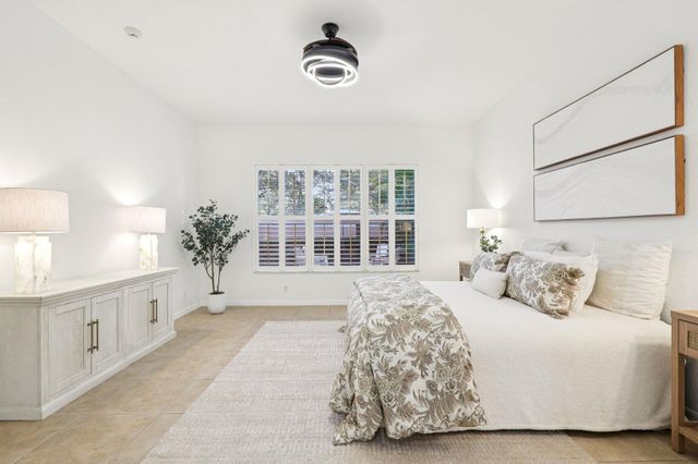 173 Via Condado Way, Palm Beach Gardens, FL 33418