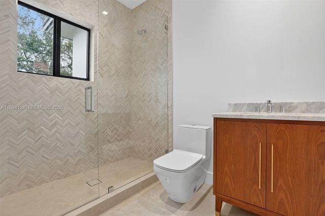 7222 SW 52nd Ct, Miami, FL 33143