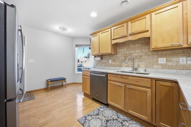 5323 University Drive S D, Fargo, ND 58104