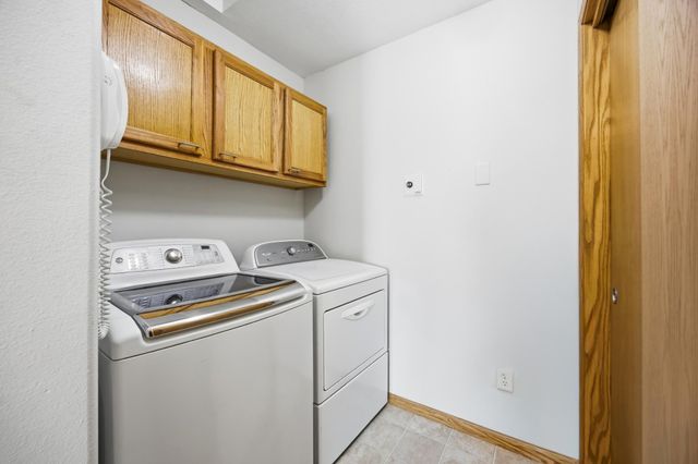 5323 University Drive S D, Fargo, ND 58104