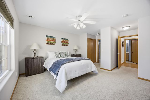 5323 University Drive S D, Fargo, ND 58104