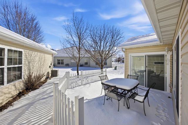 5323 University Drive S D, Fargo, ND 58104