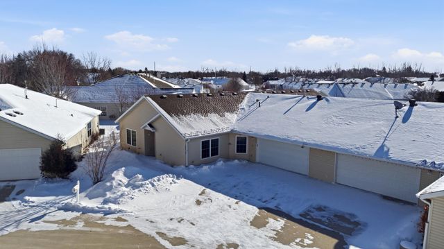 5323 University Drive S D, Fargo, ND 58104