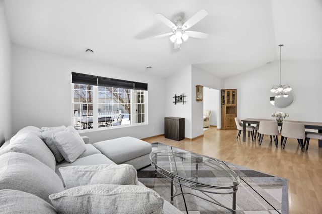 5323 University Drive S D, Fargo, ND 58104