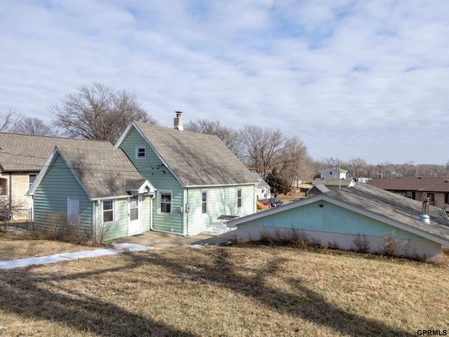 4316 S 37 Street, Omaha, NE 68107