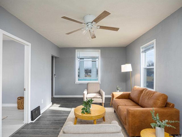 4316 S 37 Street, Omaha, NE 68107