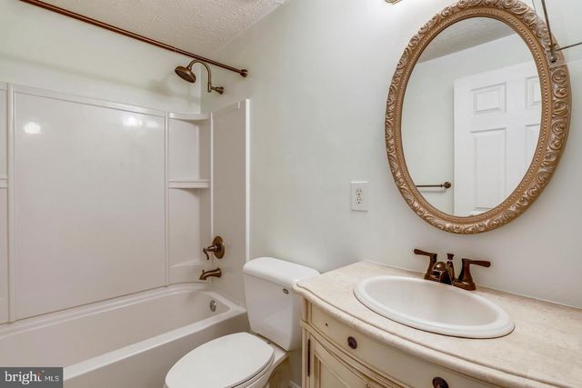 11127 CAPTAINS WALK CT, North Potomac, MD 20878