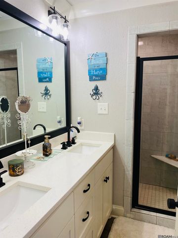 847 Heather Dr, Baton Rouge, LA 70815