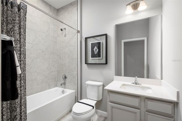 2218 BLUE HERON CIRCLE, Auburndale, FL 33823