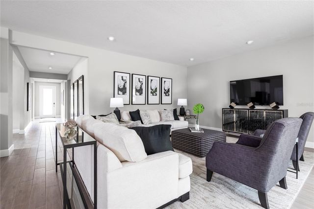 2218 BLUE HERON CIRCLE, Auburndale, FL 33823