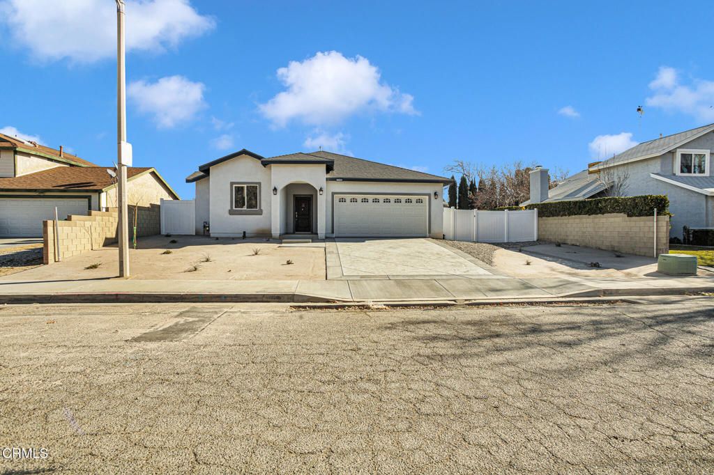 45060 Andale Avenue, Lancaster, CA 93535
