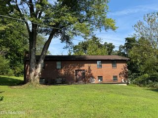 10043 Rutledge Pike, Corryton, TN 37721