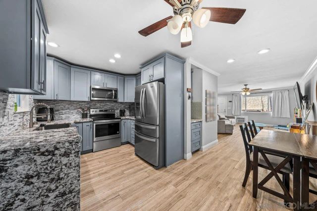 8445 Graves Avenue 26, Santee, CA 92071