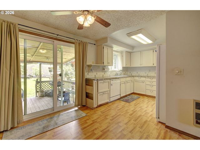 16327 Ne 238TH St, Battle Ground, WA 98604