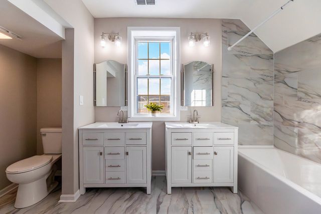 606 Bellwood Avenue, Bellwood, IL 60104