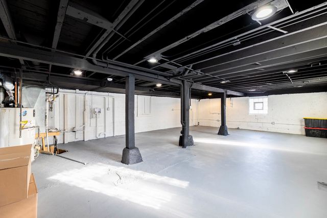 606 Bellwood Avenue, Bellwood, IL 60104