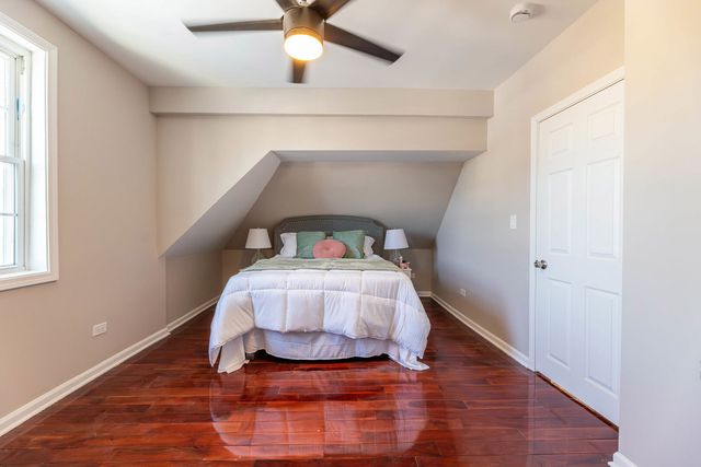 606 Bellwood Avenue, Bellwood, IL 60104