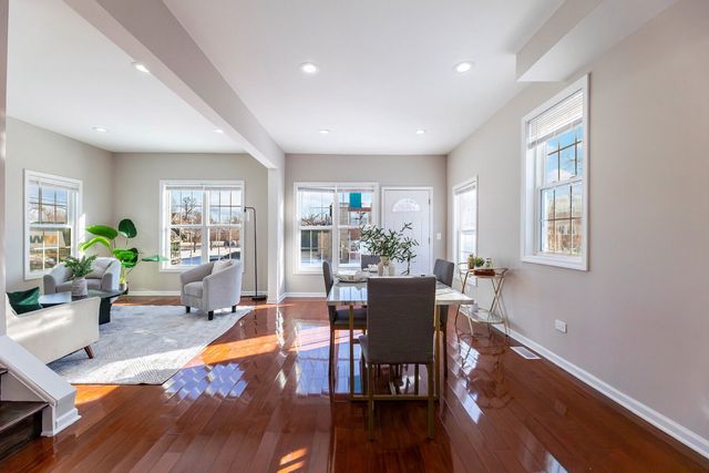 606 Bellwood Avenue, Bellwood, IL 60104