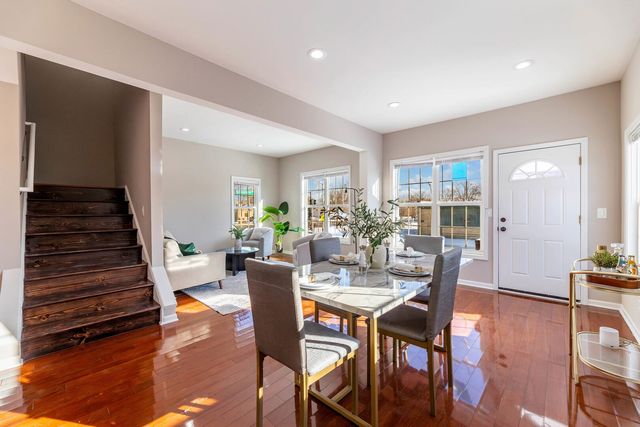 606 Bellwood Avenue, Bellwood, IL 60104