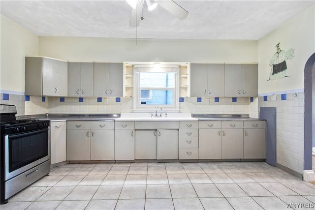 1784 William Street, Buffalo, NY 14206
