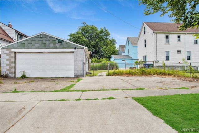 1784 William Street, Buffalo, NY 14206