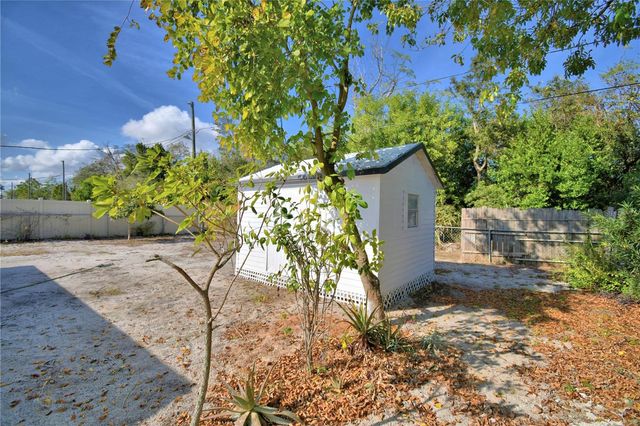 108 YALE AVENUE, Frostproof, FL 33843